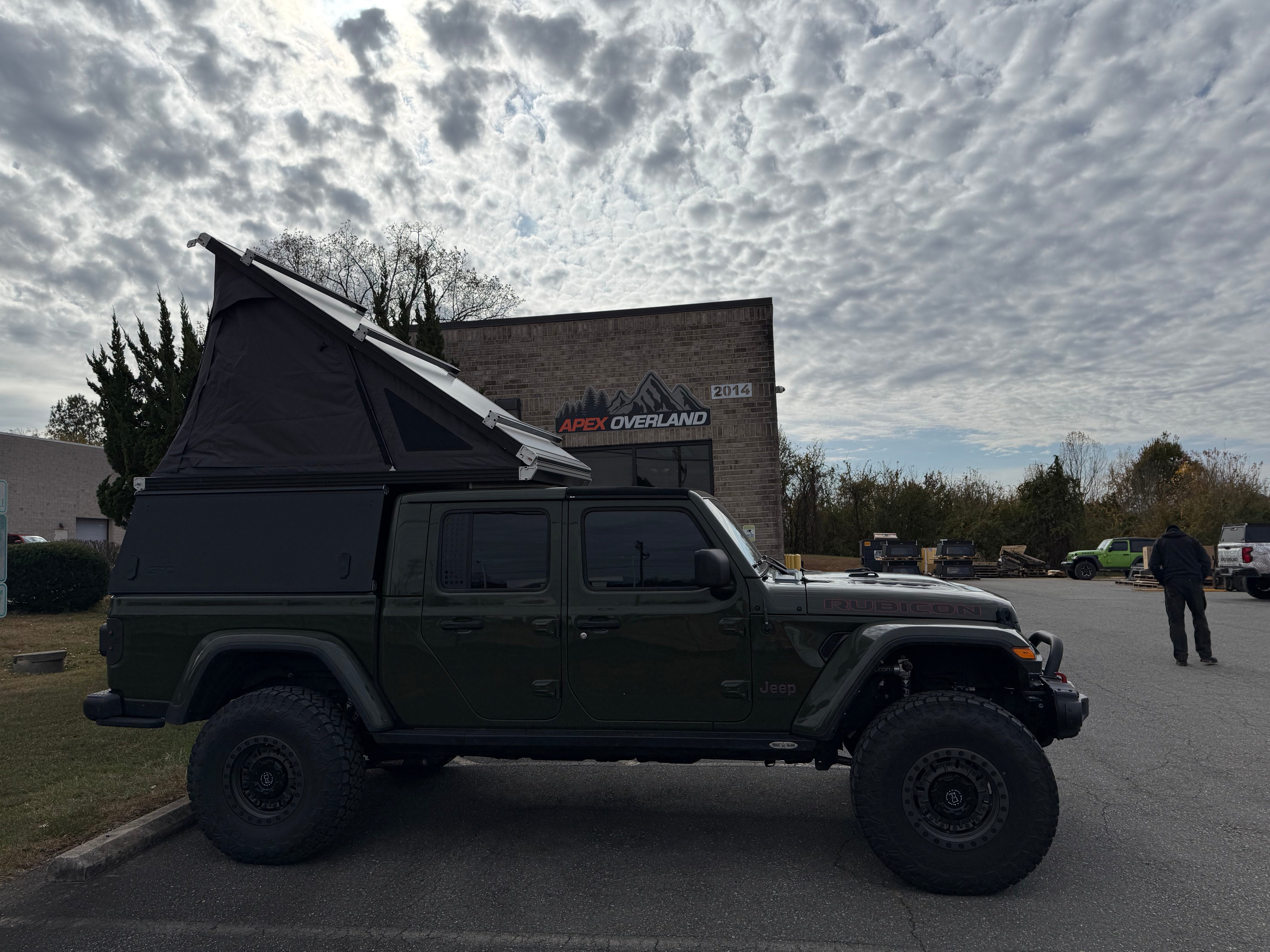 2023 Jeep Gladiator Camper - Build #7872 – GoFastCampers