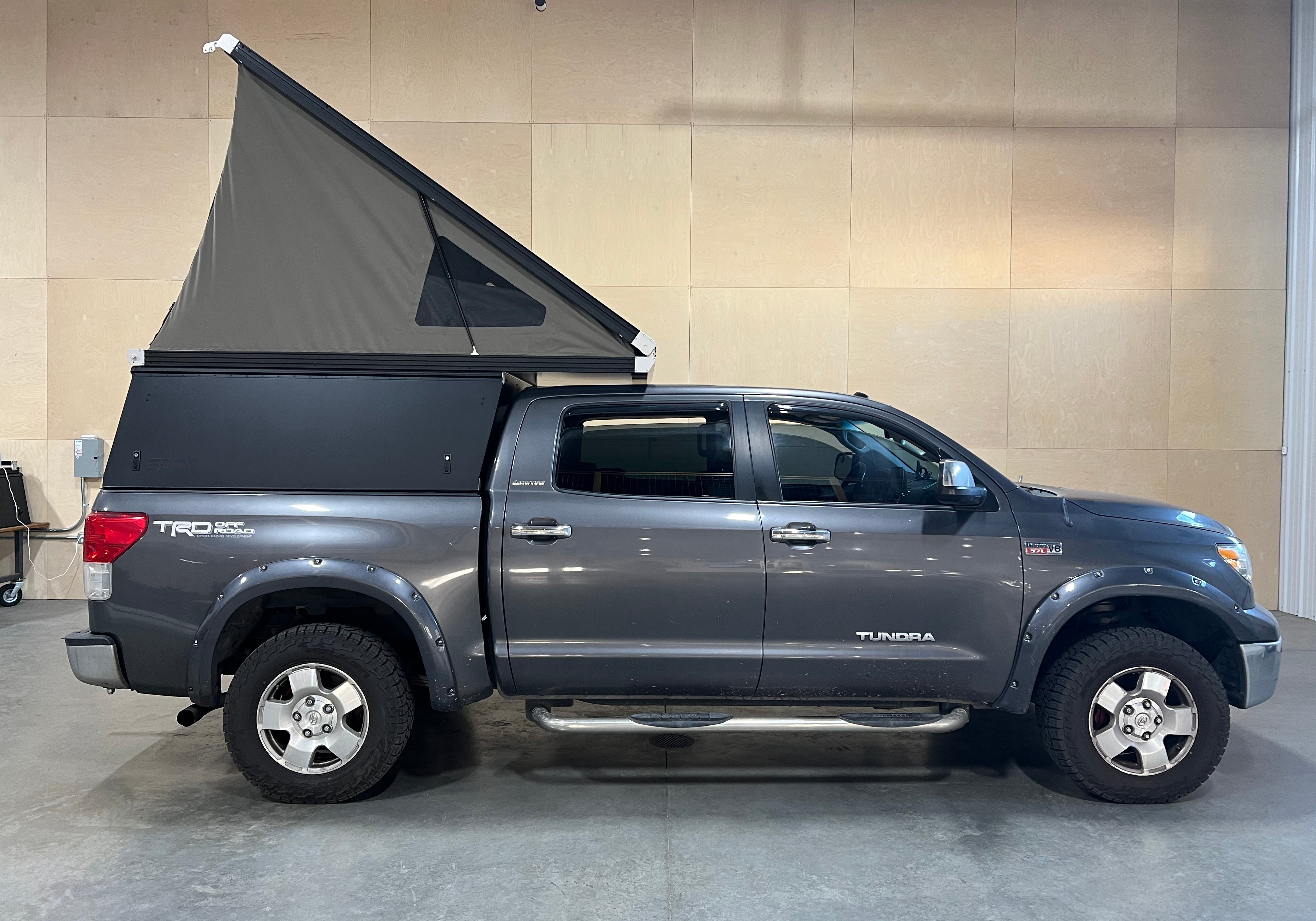 Toyota Tundra-