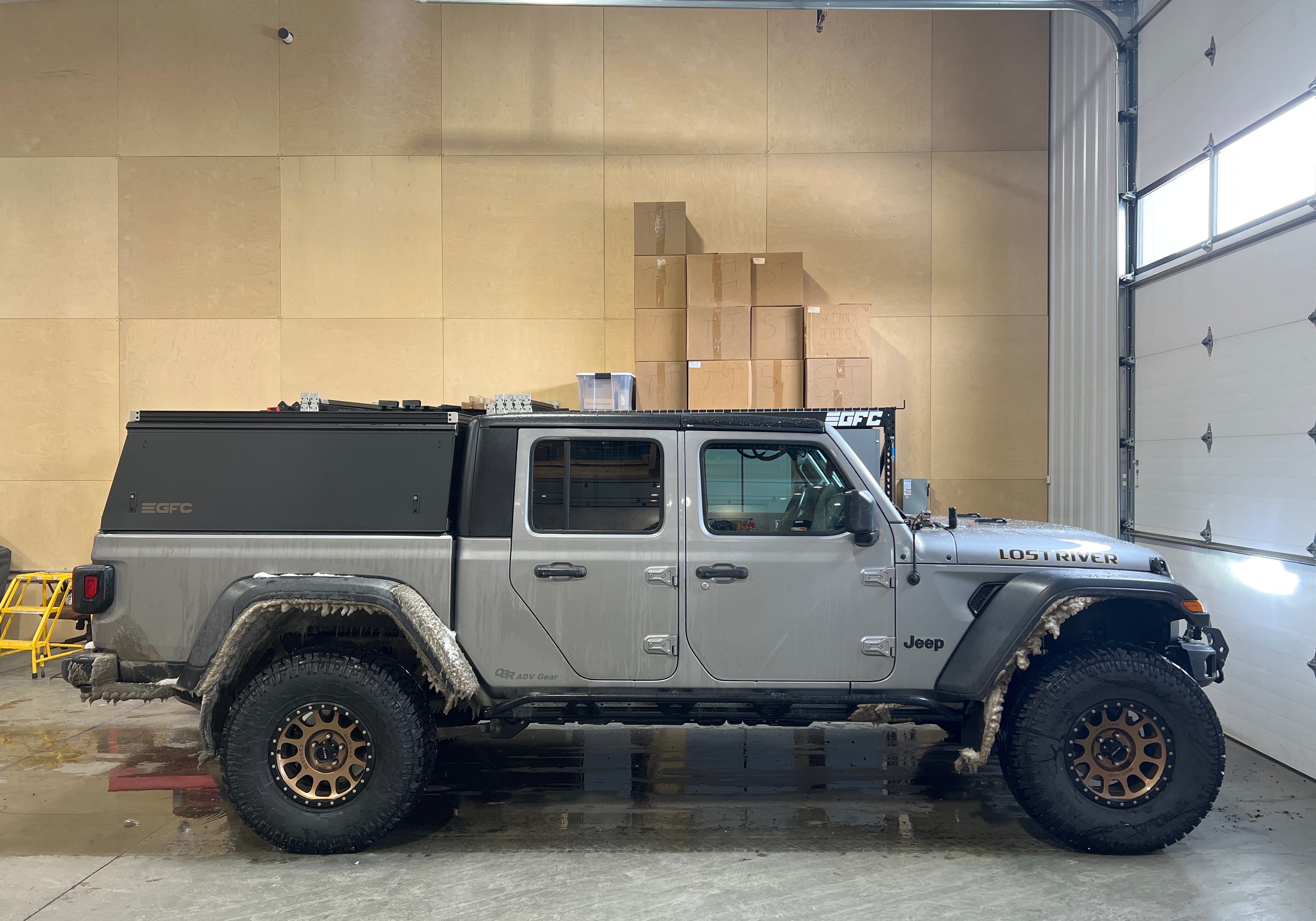 2022 Jeep Gladiator Topper - Build #411
