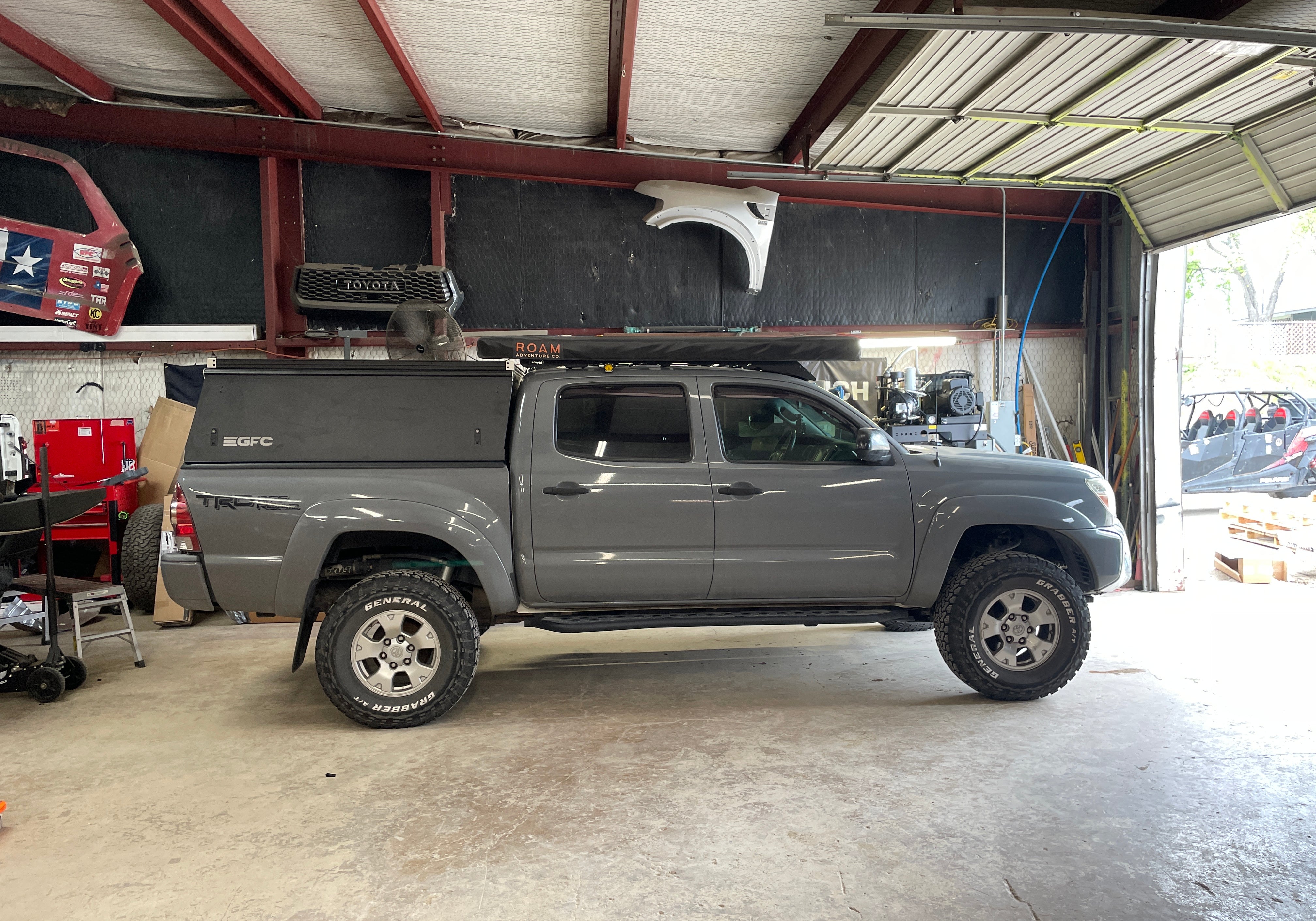 2014 Toyota Tacoma Topper - Build #122