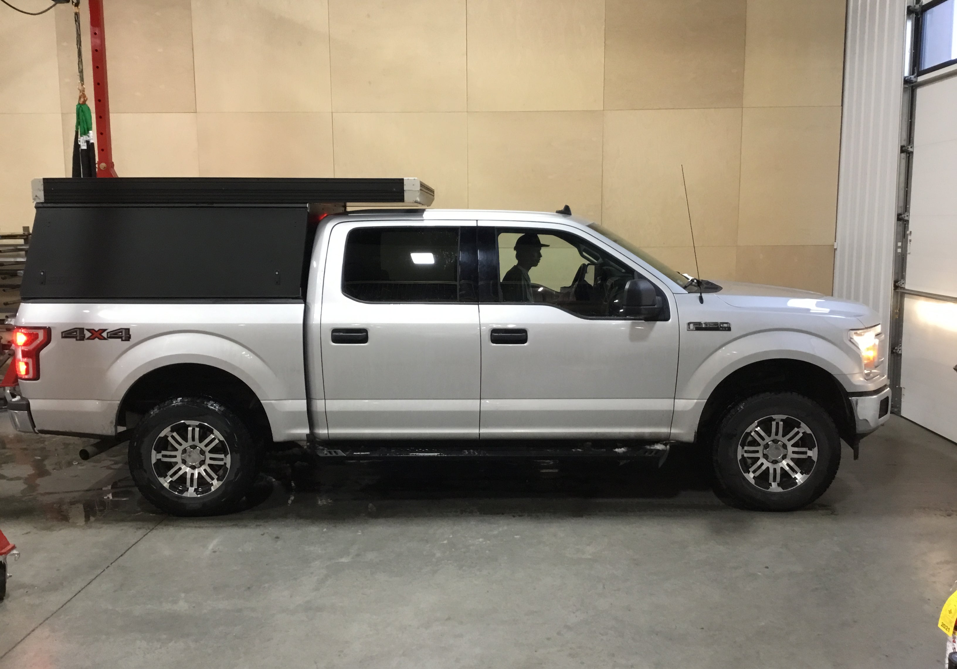 Ford F150-2221