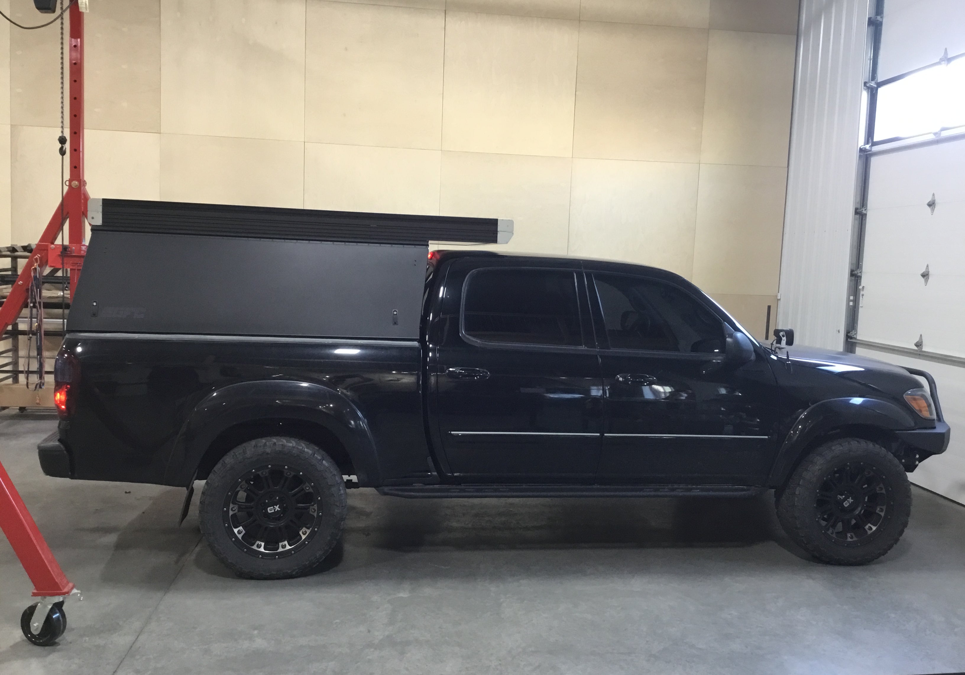 2006 Toyota Tundra Camper - Build #1896