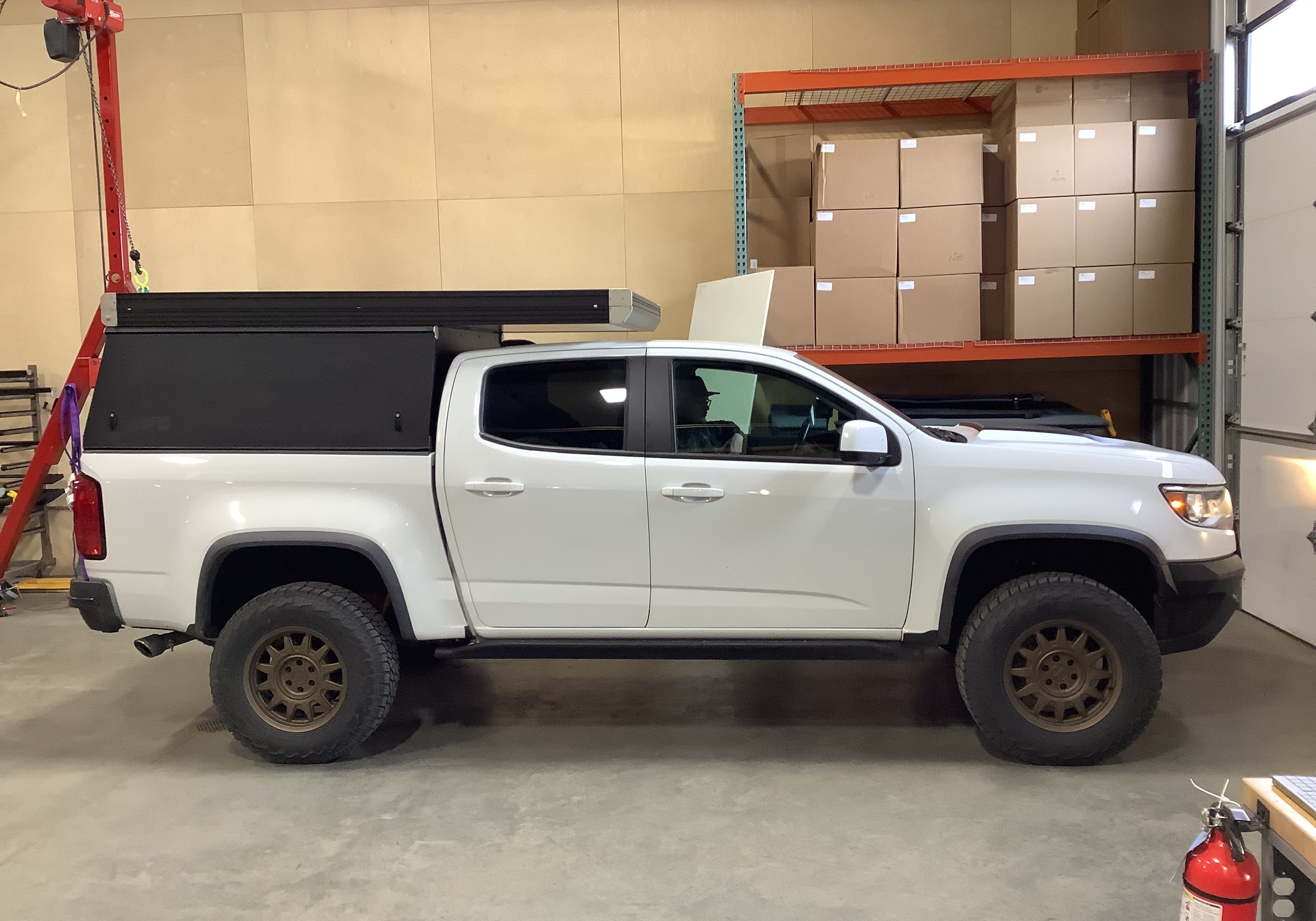 Chevrolet Colorado-2930