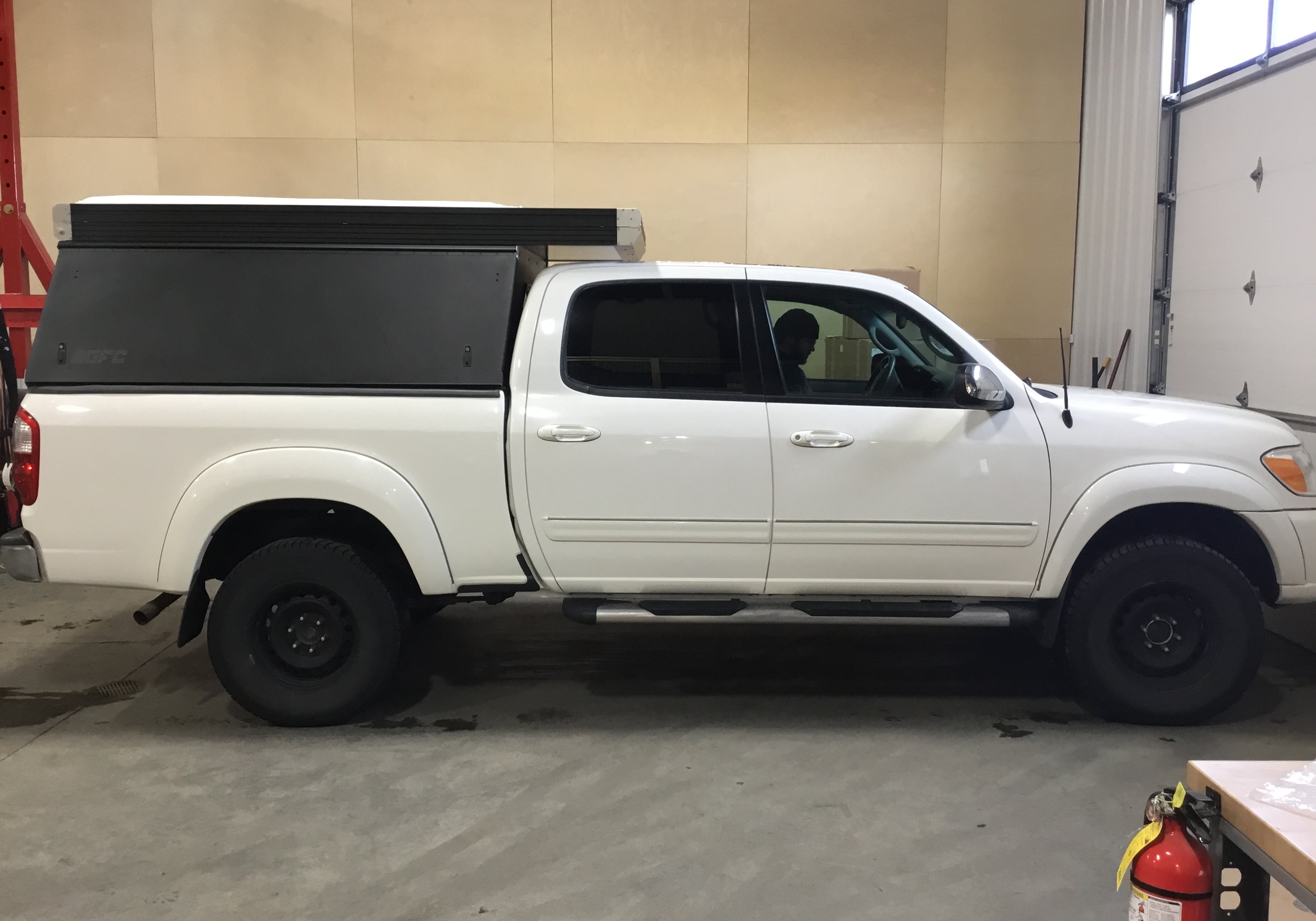 2005 Toyota Tundra Camper - Build #2874