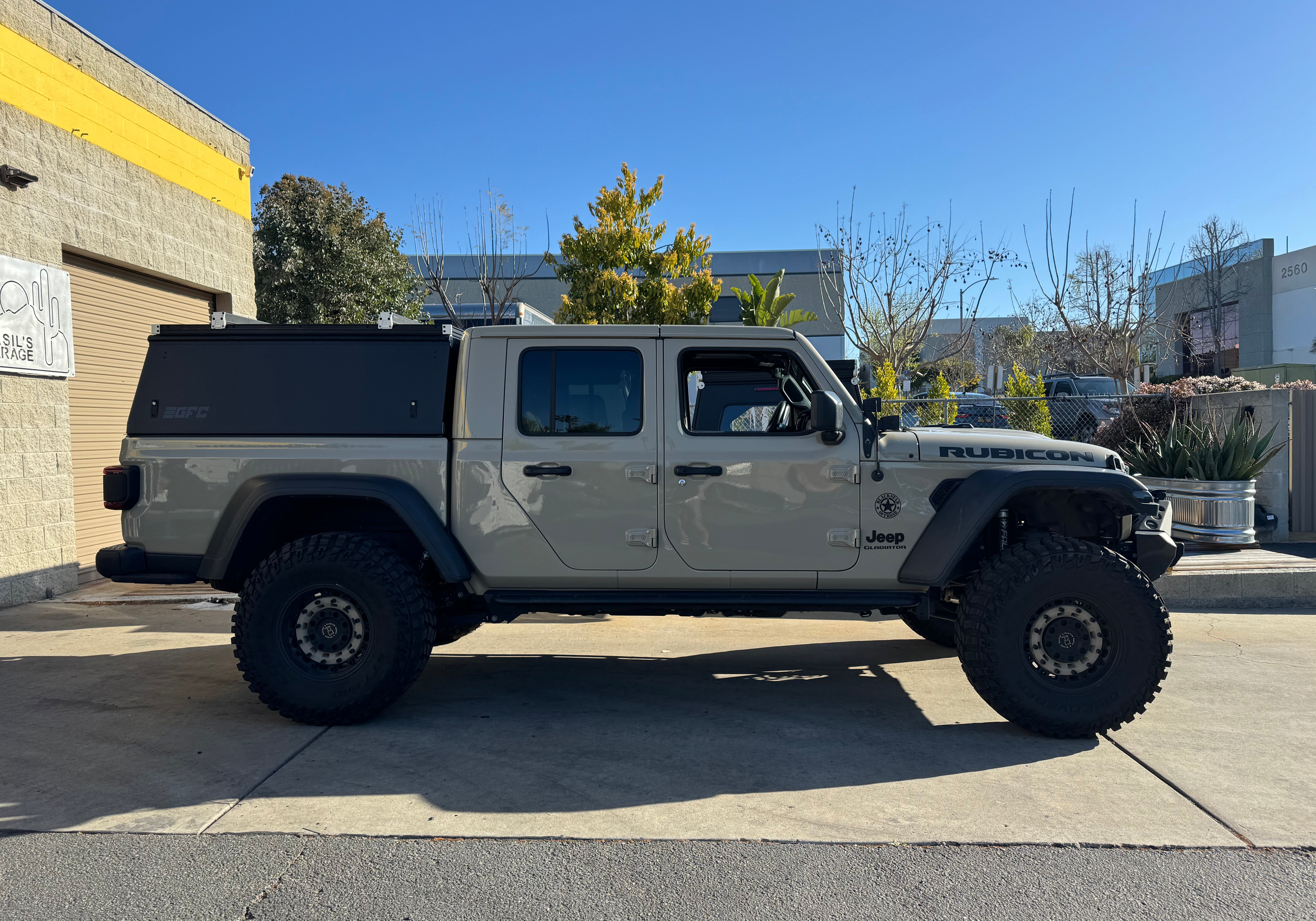 2022 Jeep Gladiator Topper - Build #167