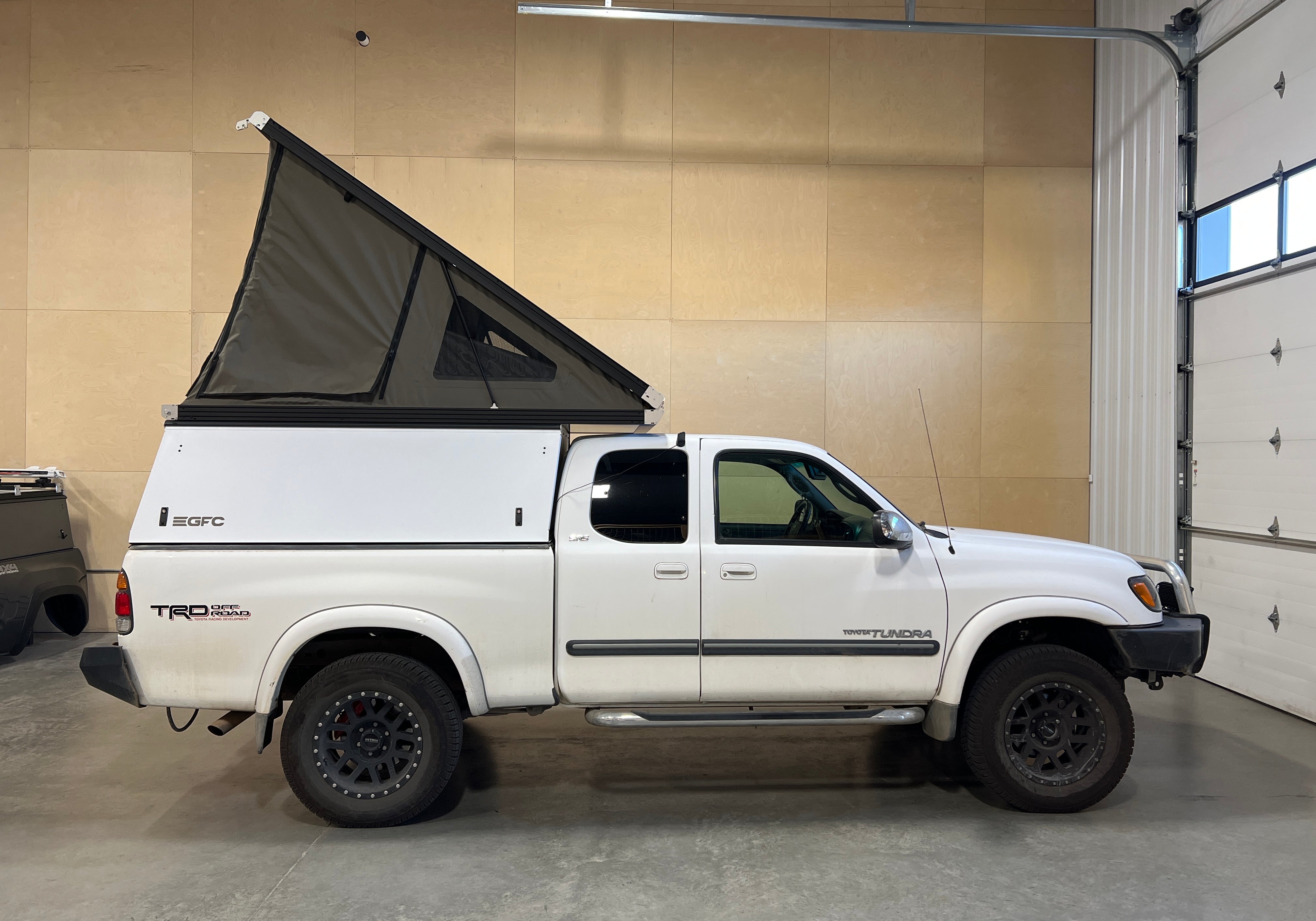 2001 Toyota Tundra Camper - Build #5458