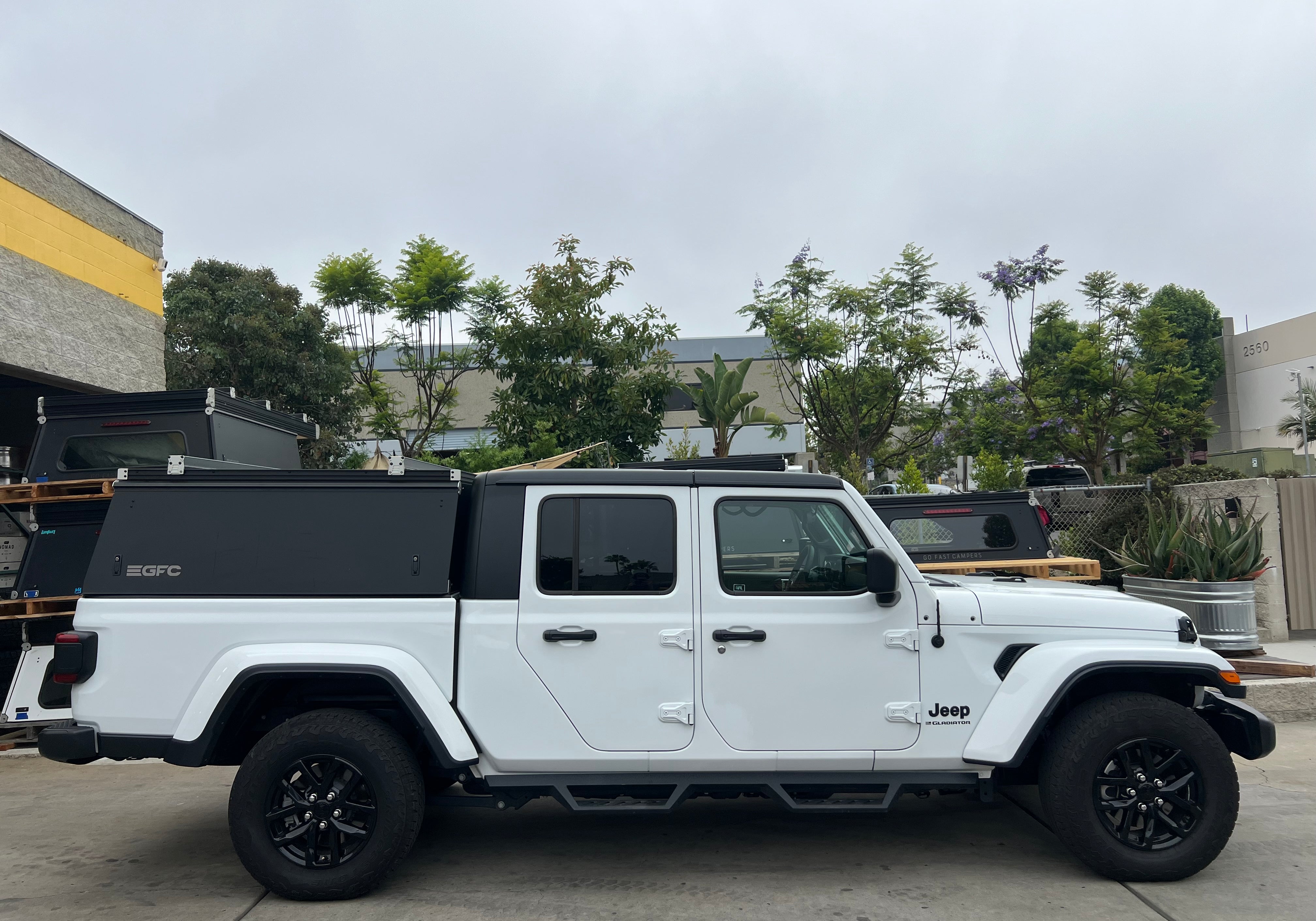 2023 Jeep Gladiator Topper - Build #562