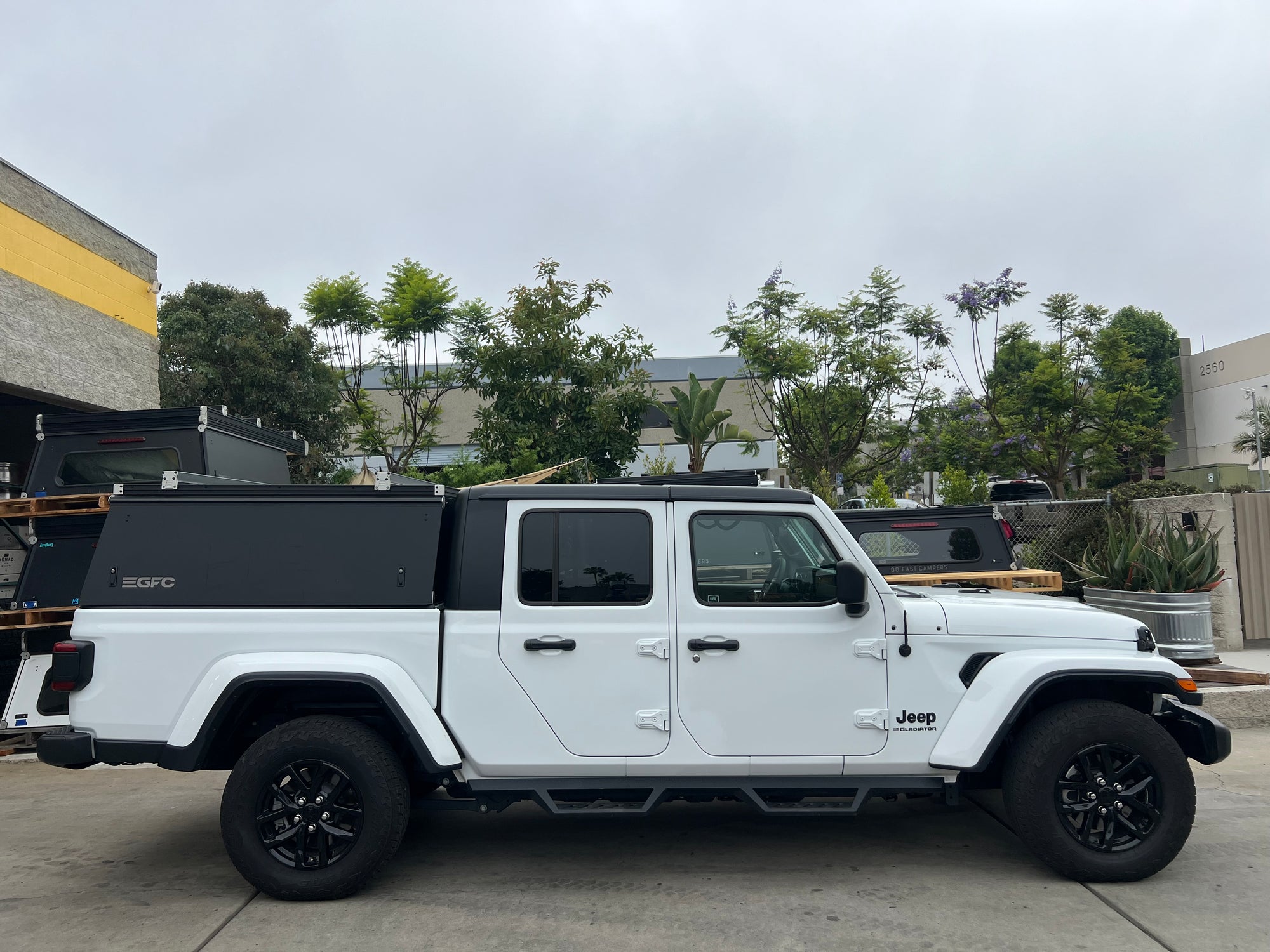 2023 Jeep Gladiator Topper - Build #562