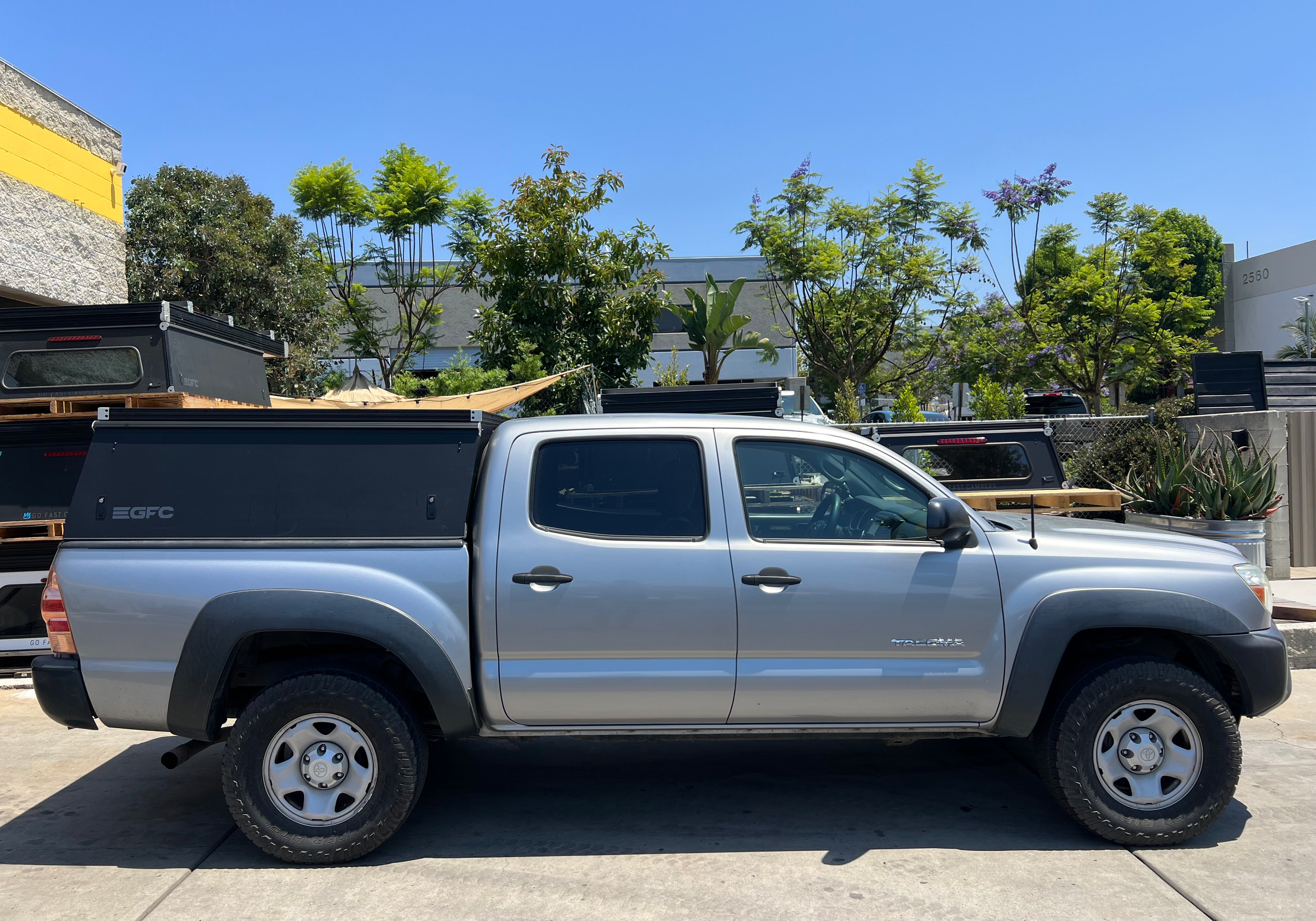 2015 Toyota Tacoma Topper - Build #555