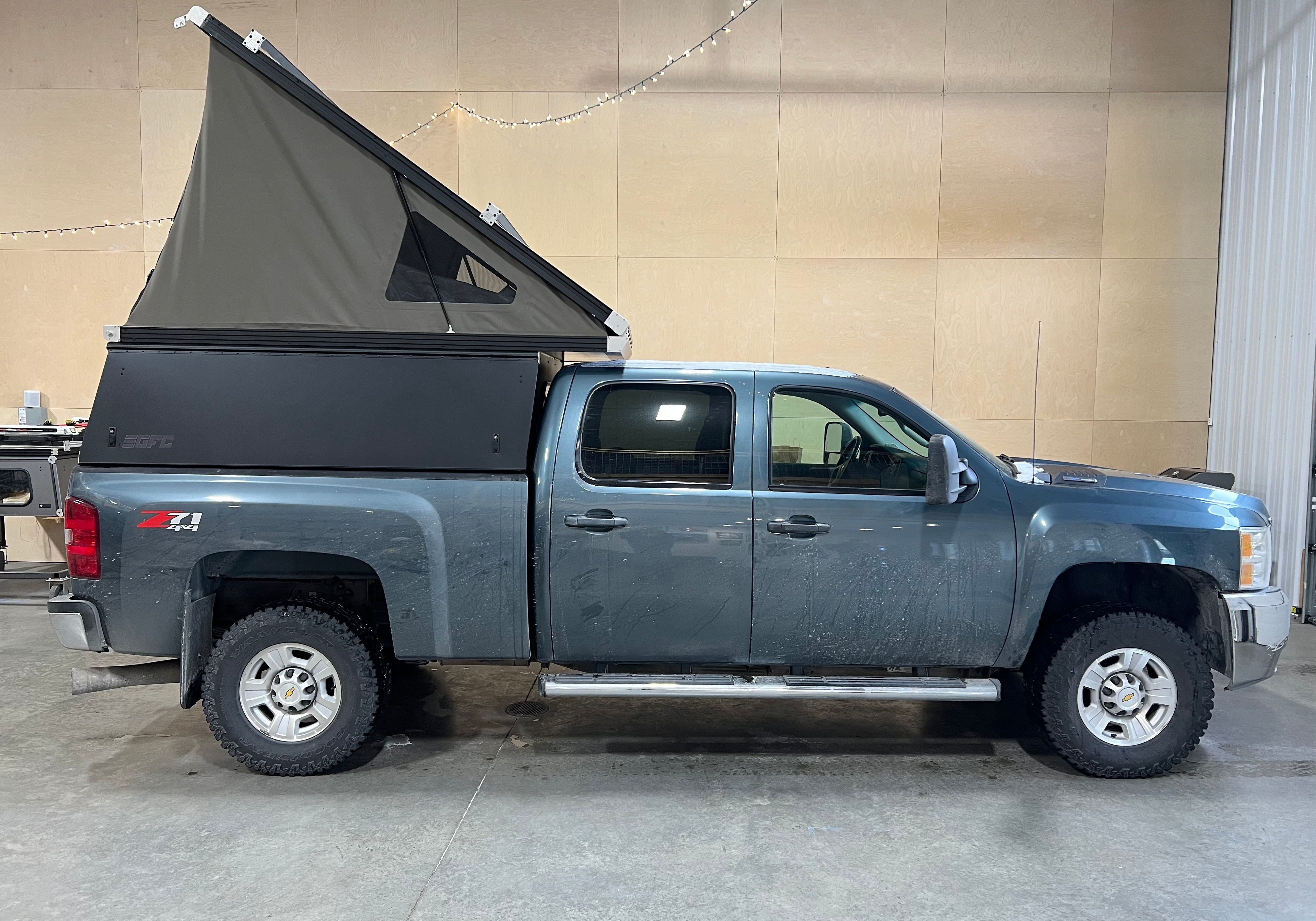 2009 Chevrolet Silverado  Camper - Build #2749