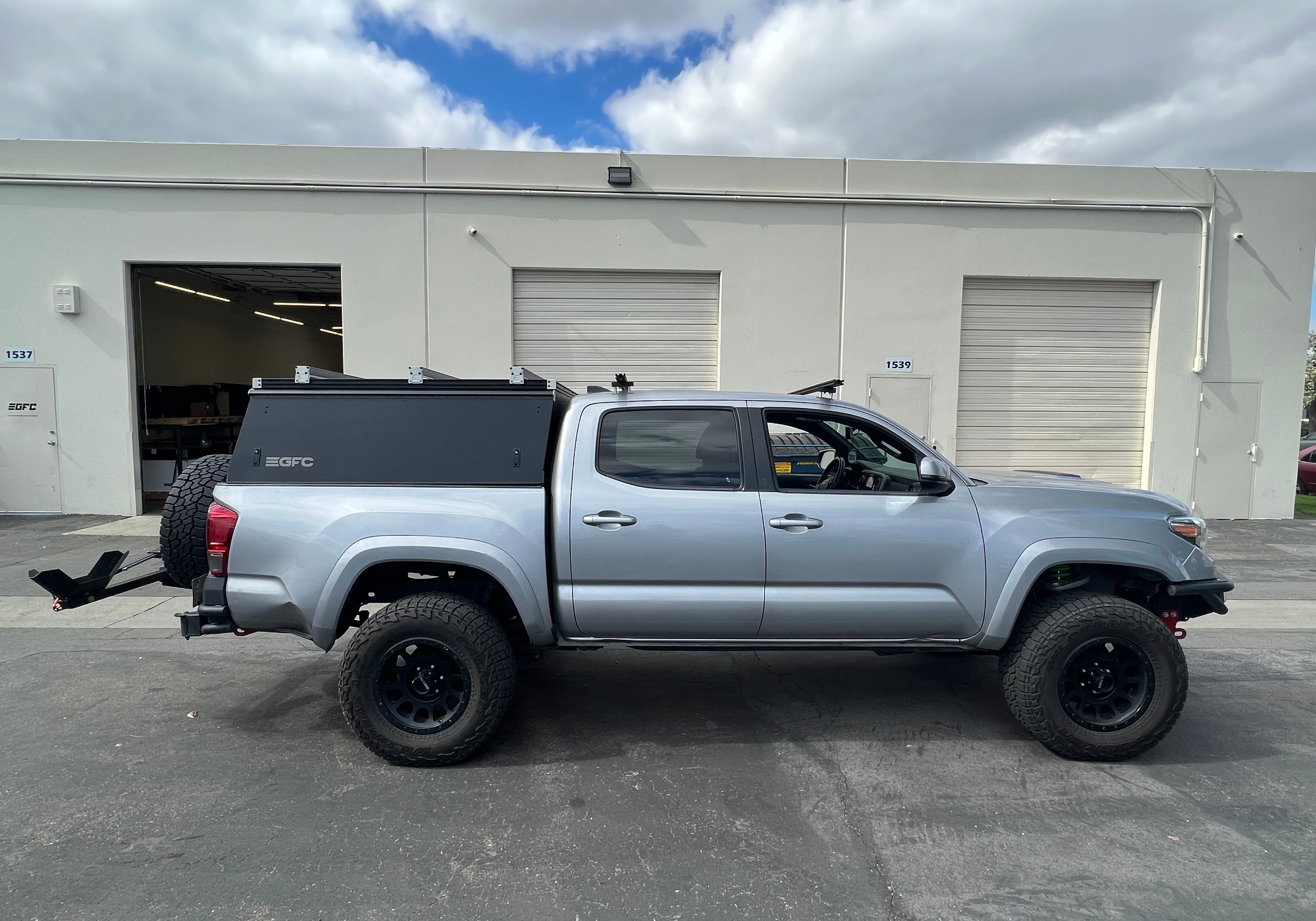 2017 Toyota Tacoma Topper - Build #225