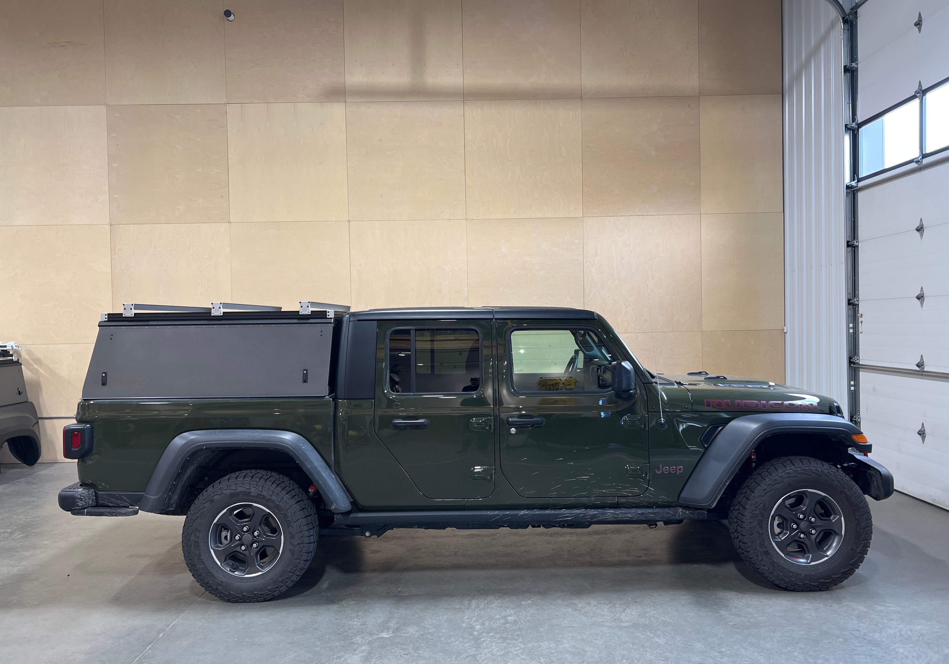 2022 Jeep Gladiator Topper - Build #331