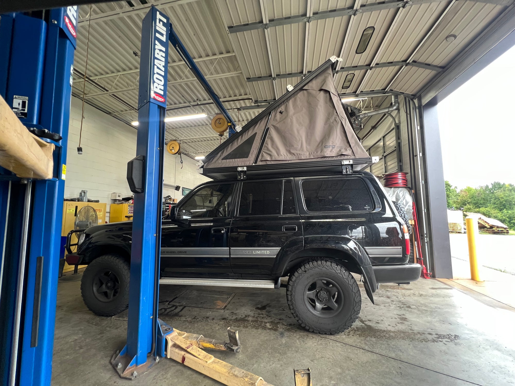 1991 Toyota Landcruiser Rooftop Tent (RTT) - Build #1099