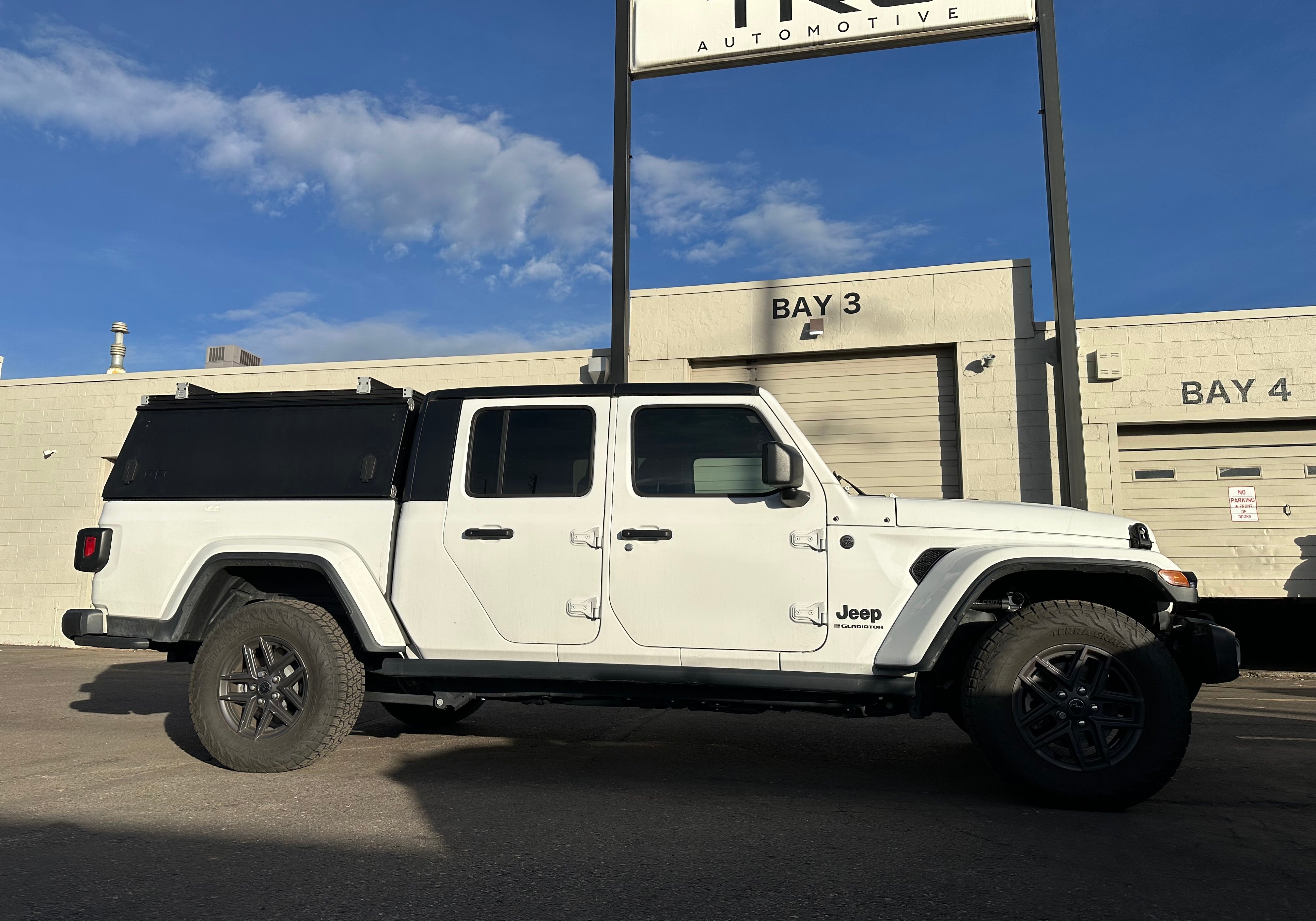 2024 Jeep Gladiator Topper - Build #1158