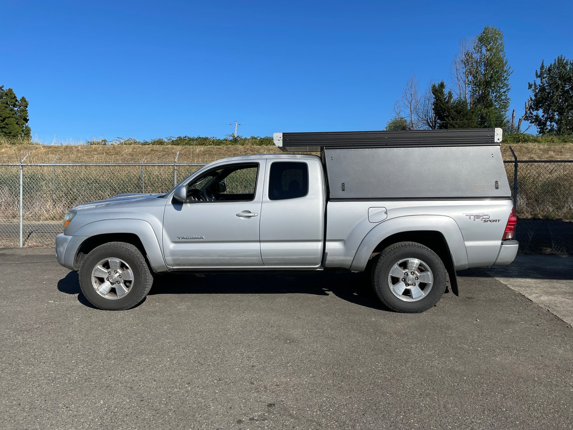 2007 Toyota Tacoma Camper - Build #5572