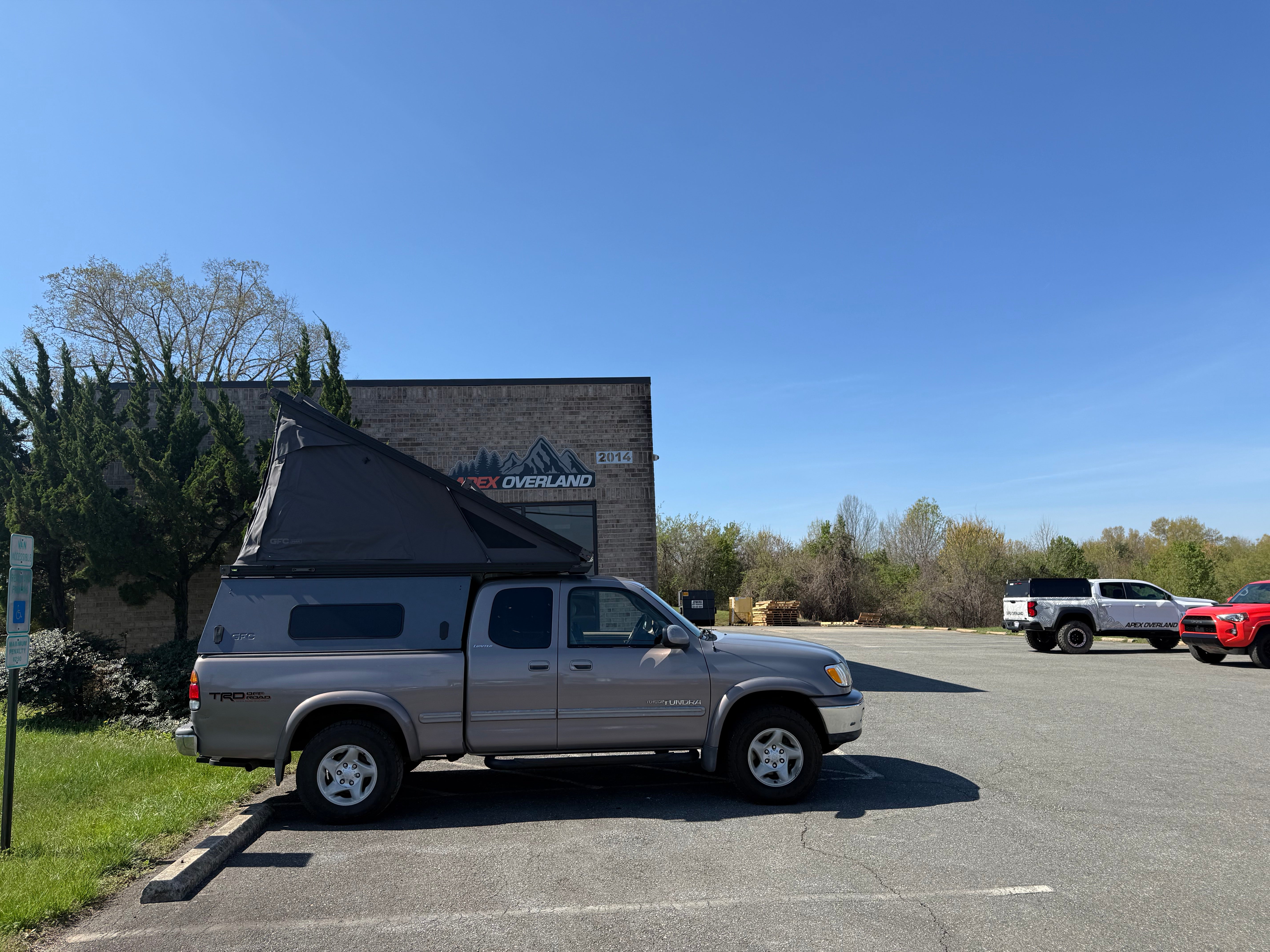 2002 Toyota Tundra Camper - Build #8034