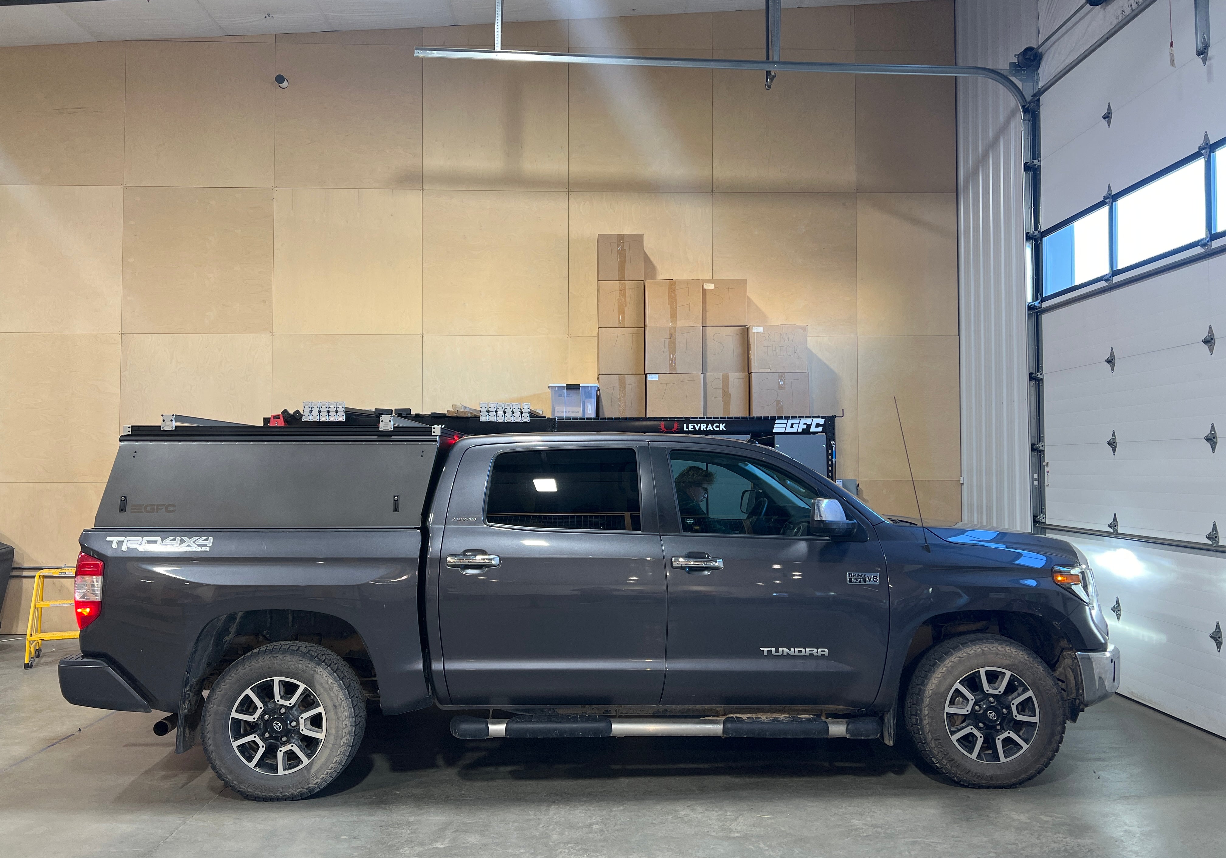 2019 Toyota Tundra Topper - Build #422