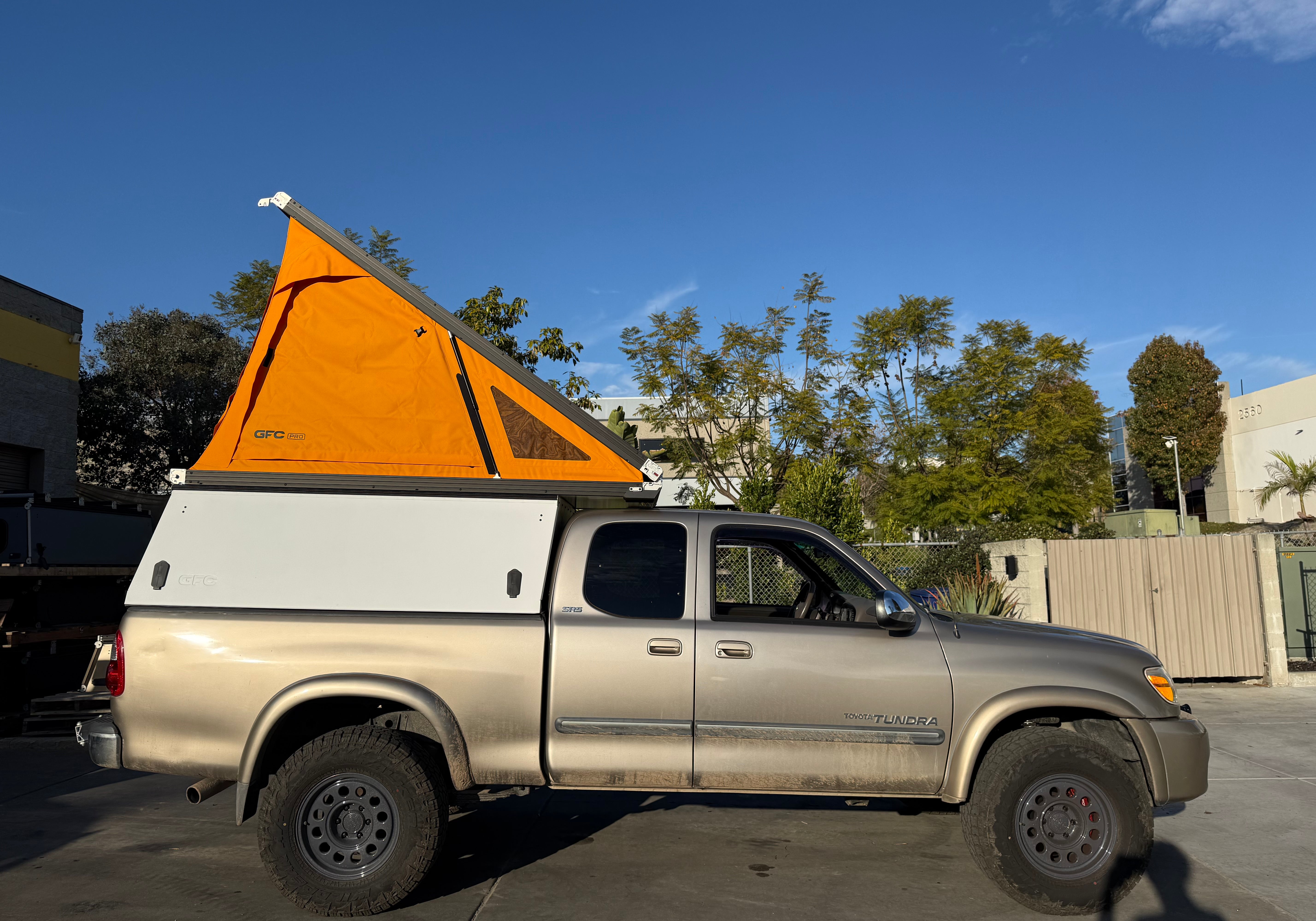 2006 Toyota Tundra Camper - Build #7914