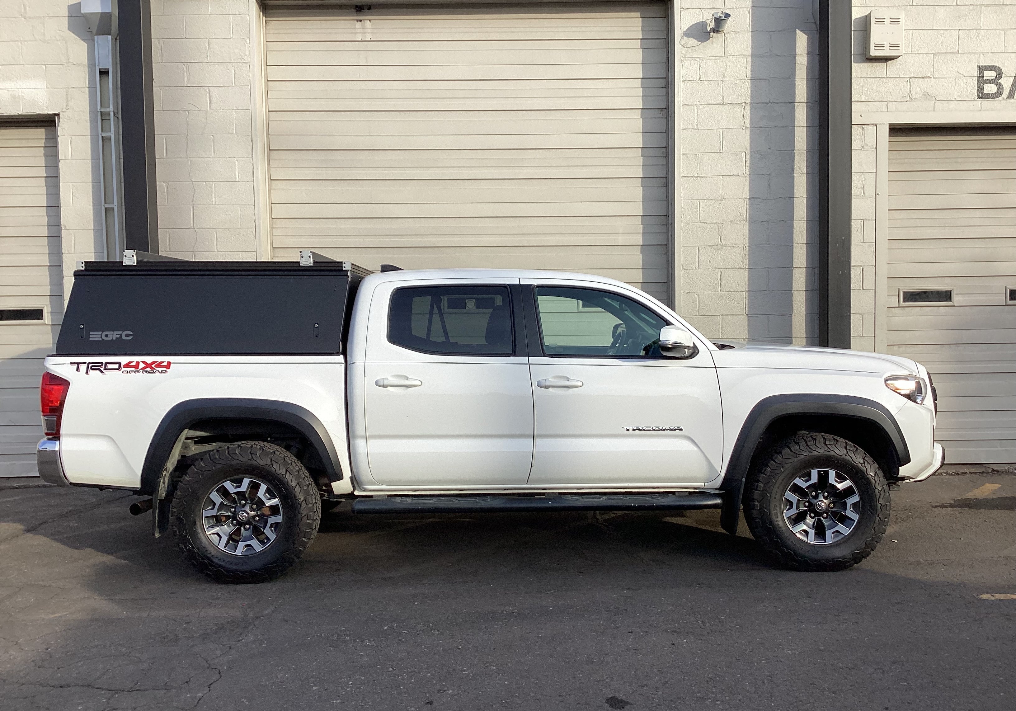 2017 Toyota Tacoma Topper - Build #426